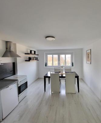 Zittau Apartamento | M I S T E R B A L E S Ferienwohnung Zittau Bahnhofsnähe