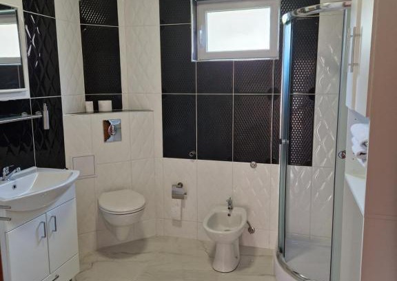 Rogatica Casa | M&M Bazen