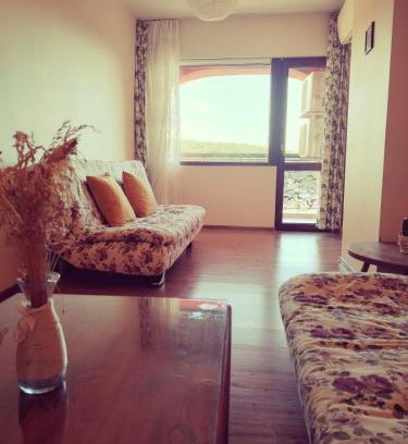 Kostenets Apartamento | Ma-Bebe SPA Suite - Thermal Jacuzzi and Family Comfort