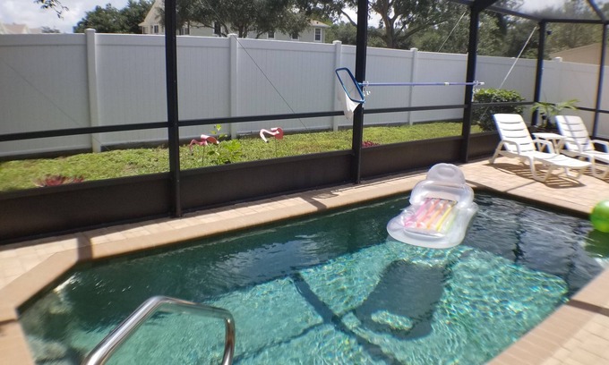 New Port Richey Casa | Mackarosa . Tampa Bay Luxury Pool House..