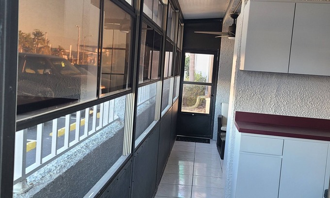 Madeira Beach Complejo | Madeira Beach Florida Vacation Rentals - ROYAL REXHOST RESORTS - Yacht Club