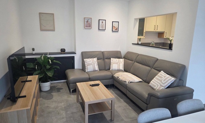 Givet Apartamento | Magnificent 2-bedroom apartment