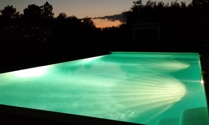 Tanneron Casa | Hermoso apartamento en la planta baja de la villa con piscina infinita.