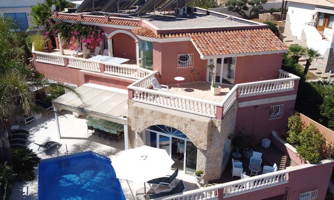 Peñíscola Casa | MAGNIFICA VILLA DE LUJO DECORADA CON VISTAS AL MAR Y CHATEAU 9 CAMAS