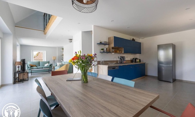 Tralaigues Casa | Magnifique Maison Indépendante en Pierre Totalement Rénovée Dans un Petit Hameau Paisible