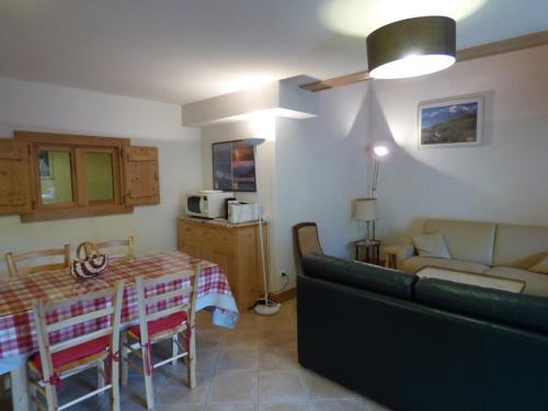 Le Grand-Bornand Apartamento | Magnifique T2 58m², centre Chinaillon, proche pistes, balcon ouest, parking, 3 étoiles - FR-1-458-156