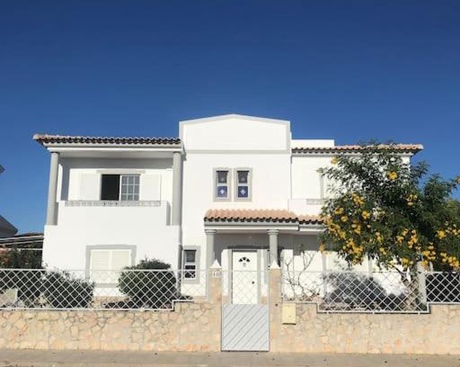 Quelfes Villa | Magnifique villa piscine proche de la mer