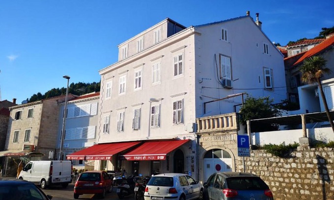 Gruz Casa | Main Bus Station Rooms