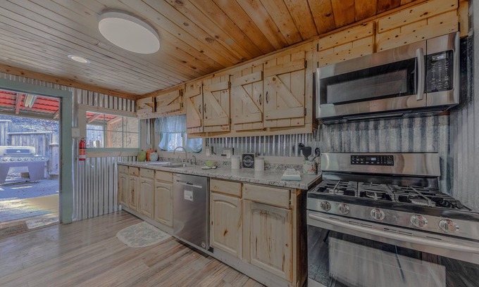 Ruidoso Cabina | Main Squeeze: Where It All Began