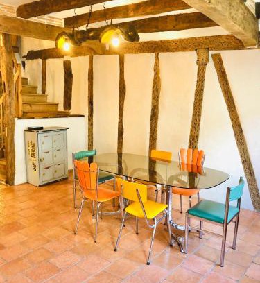 Francescas Villa | Maison à colombage garage bureau centre village