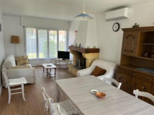 Gastes Casa | Maison avec Jardin près du Lac de Gastes - 6 pers, Ménage inclus, Idéale Familles - FR-1-319-407