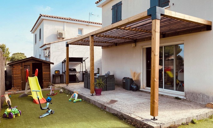 Lunel Casa | Maison Avec Piscine, Equipements Enfants, Animaux Acceptes, Proche Plages/ville