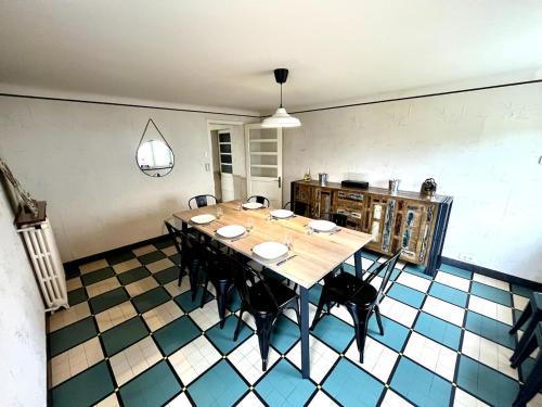 La Roche-sur-Yon Casa | Maison Calme - Centre - 3 chambres