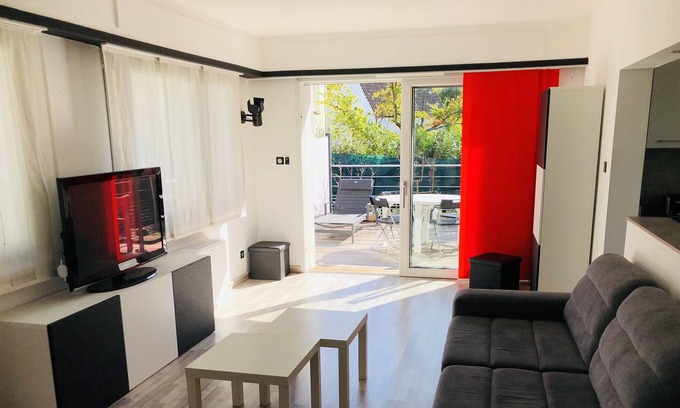Robertsau Casa | Maison Calme Proche du Centre Dans Quartier Résidentiel
