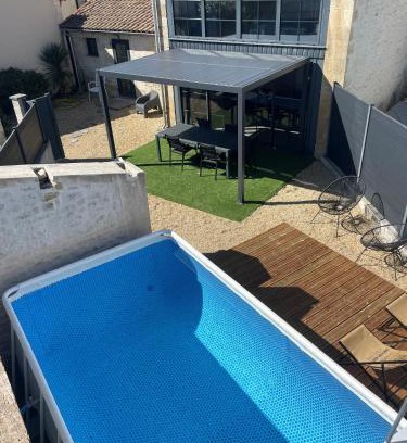 Saint-Gelais Casa | Maison chaleureuse avec parking sur place