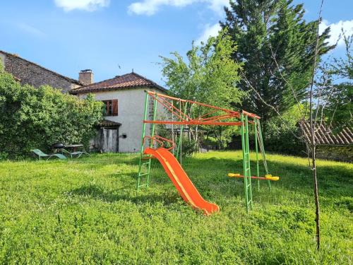 Peyrusse-le-Roc Casa | Maison conviviale à Peyrusse le Roc, avec jardin sans vis-à-vis