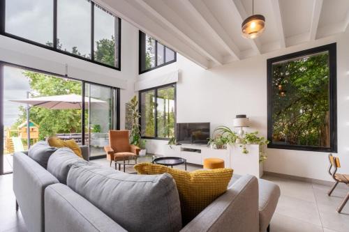 Guichen Casa | Maison d'architecte au coeur de la nature