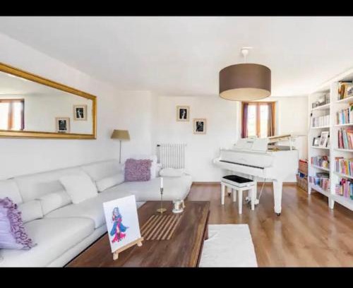 Ballaison Casa | Maison d artiste et de charme avec vue sur lac Leman et montagnes proche Geneve