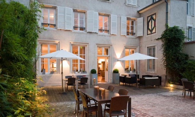 Saint Nicolas - Charles III - Ville vieille - Trois Maisons - Leopold Cama Y Desayuno | Maison d'Hôte de Myon