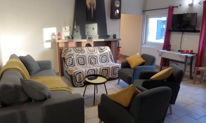 Delettes Casa | Maison de Campagne en Zone Naturelle et en Bordure de Rivière