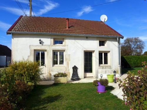 Faverolles Casa | Maison de caractère avec jardin et terrasse, proche Langres - FR-1-611-39