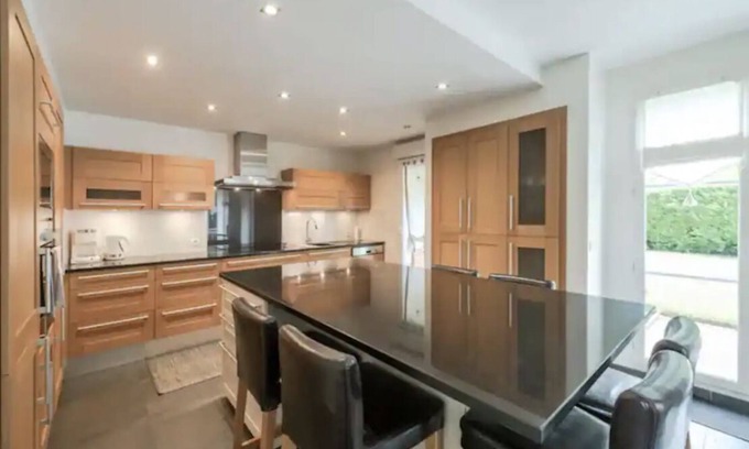 Magny-le-Hongre Cabina | Maison de Charme Proche Disn