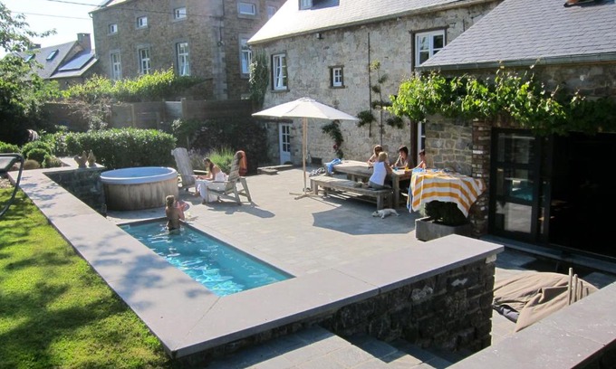 Crupet Cama Y Desayuno | Maison de charme à Crupet et le gîte la suite