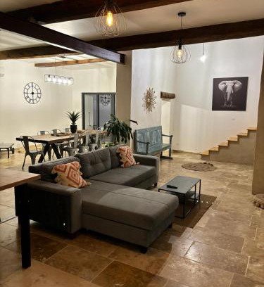 Monteux Casa | Maison de charme avec piscine
