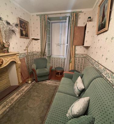 Saint-Laurent-de-Medoc Casa | Maison de charme en centre ville