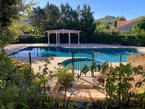 Forcalqueiret Apartamento | Maison de vacances, piscine commune de mai à septembre