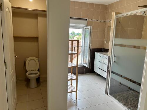 Dange-Saint-Romain Apartamento | Maison de ville 2 chambres