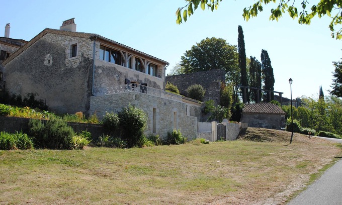 Puyguilhem Casa | Maison Du Coin - The Cottage Corner
