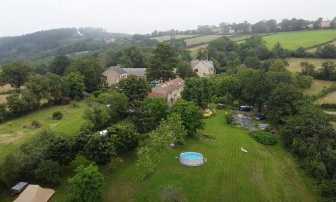 Saint-Maurice-pres-Pionsat Cama Y Desayuno | Maison du Silence