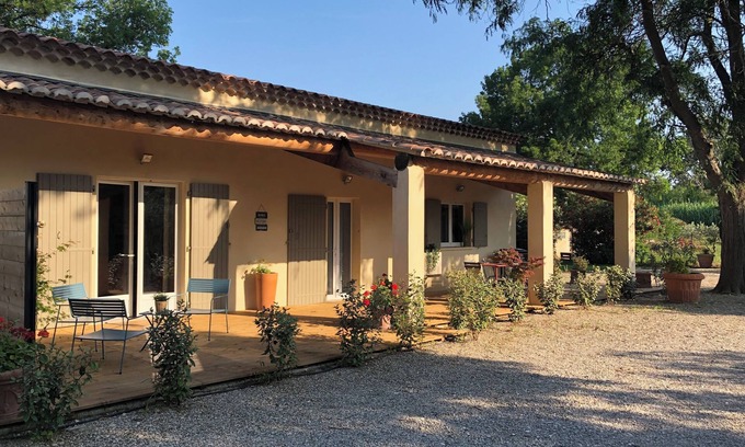 Moules Casa | Maison en Campagne Arlésienne Avec Piscine