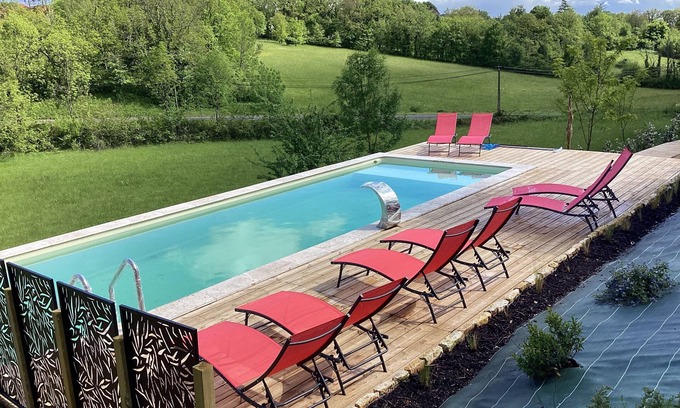 Gignac Casa | Maison en Pierres, Gîte les Combelles, spa