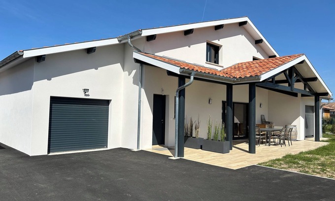 Tosse Casa | Maison Familiale Proche Océan et Golfs à Tosse