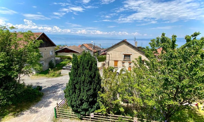 Publier Casa | Maison familiale vue lac avec jardin - à 10mn du lac et stations de ski