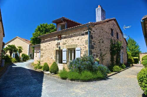 Saint-Martial-de-Valette Casa | Maison Lavande