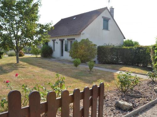Pouille Casa | Maison spacieuse avec jardin, terrasse, et équipements de loisirs à Pouillé - FR-1-491-346