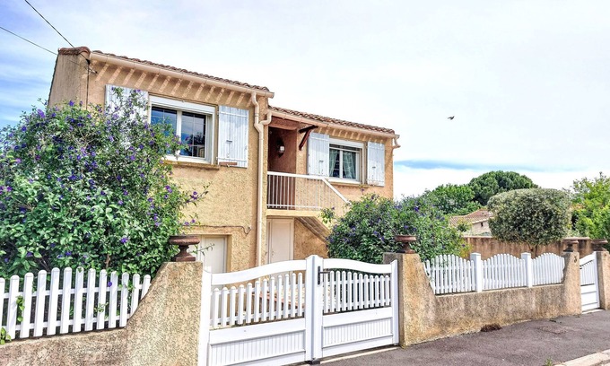 Coursan Casa | Maison Valandon by Interhome