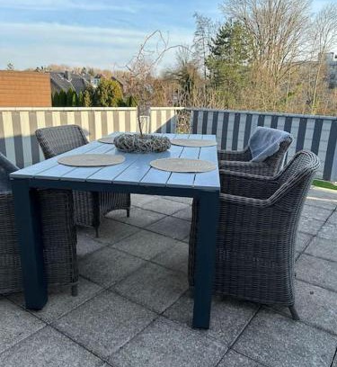 Mariaweiler-Hoven Apartamento | Maisonette Wohnung mit Dachterrasse - keine Vermietung an Monteure