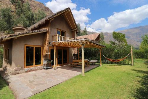 Calca Casa | Majestic 3BR House in Valle Sagrado