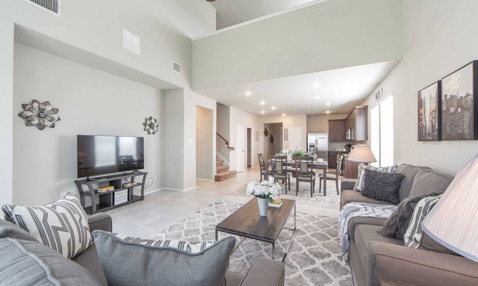 Sienna Plantation Casa | Majestic Arbor Trail Retreat: A Cozy Castle Experience Awaits You Today! #41144
