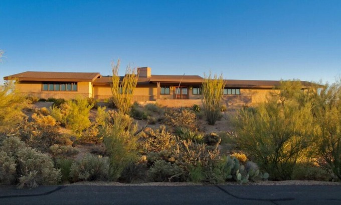 Carefree Rolling Hills Casa | Majestic Carefree Luxury Living 3 BR / PVT Pool / Carefree / Scottsdale
