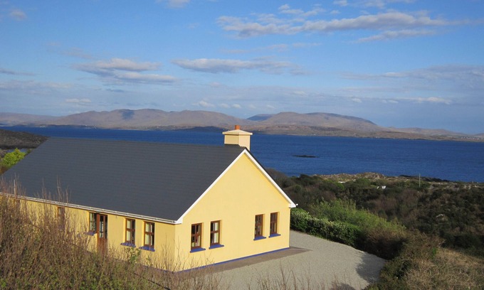 Caherdaniel Casa | Majestuosas vistas al mar, para familias, mascotas, accesible en silla de ruedas