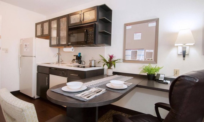 Anaheim Resort Hotel | Making The Best Memories Along The Way! 2 Spacious Units, Pets Allowed