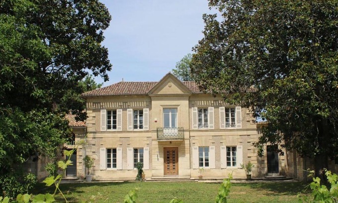 Saint-Jean-de-Blaignac Cama Y Desayuno | Malis Castera Le Petit Château