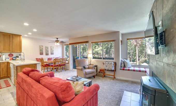 Majestic Pines Condominio | Mammoth Lakes Condo w / Pool + Spa Access Near Slopes!