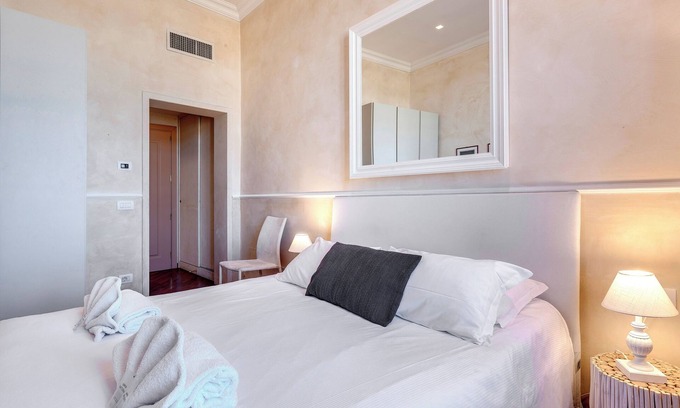 Santa Maria Novella Apartamento | Mamo Florence - Novella Apartment