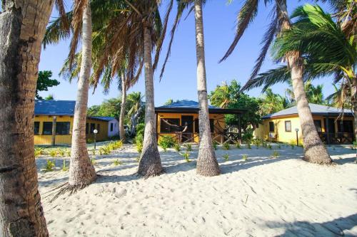 Mana Island Cama Y Desayuno | Mana Backpacker and Dive Resort